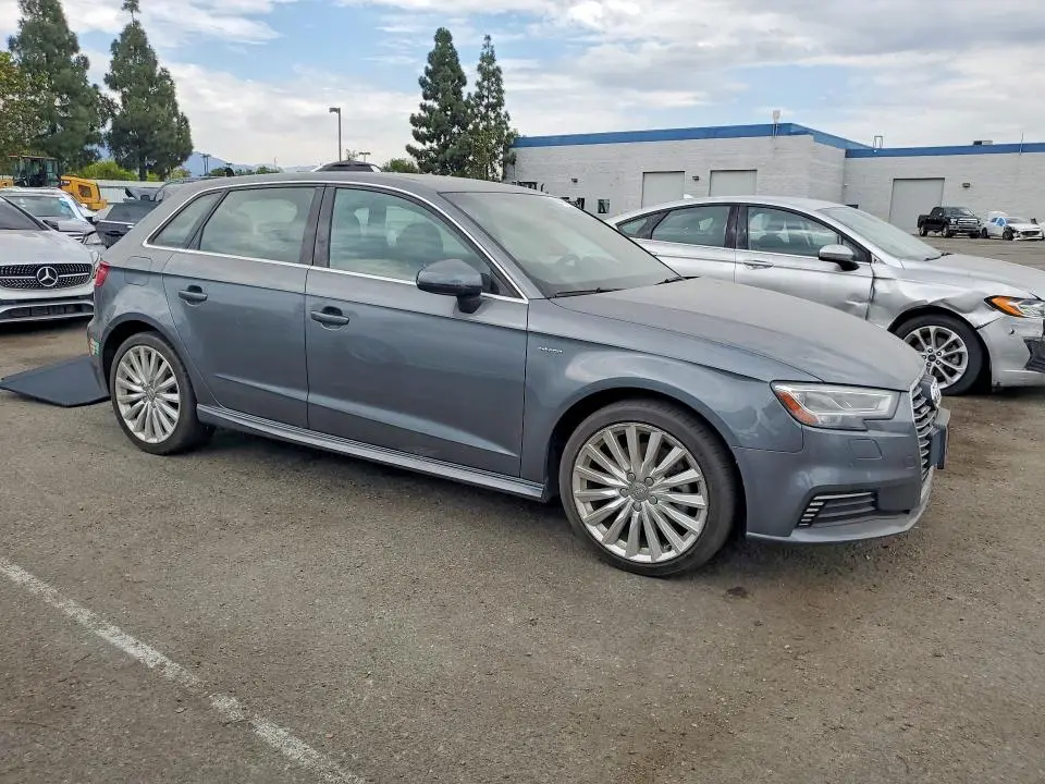 2017 AUDI A3 E-TRON PREMIUM PLUS  