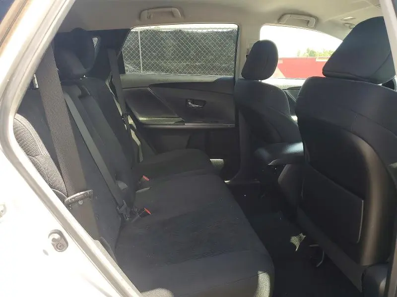 2013 TOYOTA VENZA LE  