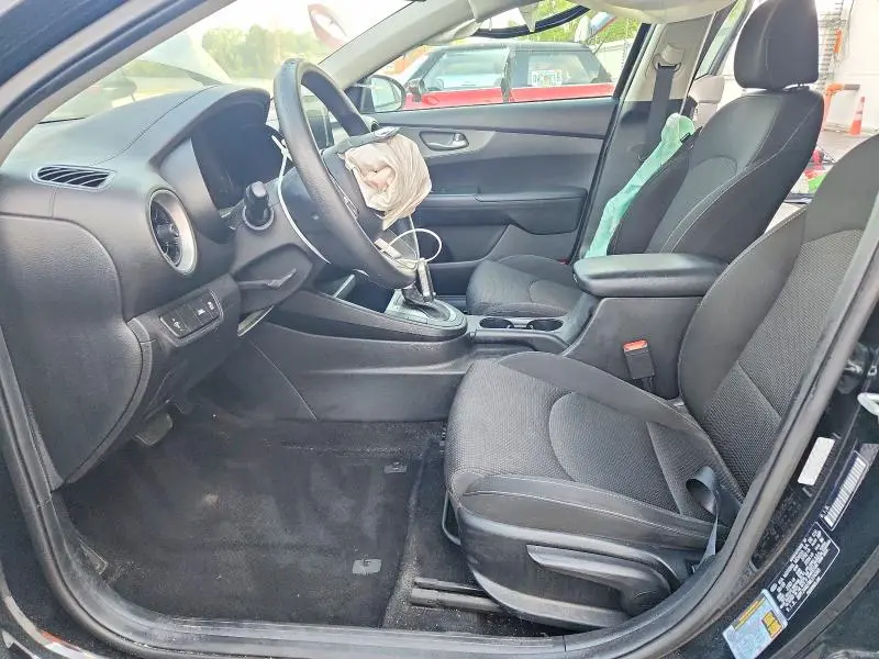 2021 KIA FORTE FE  