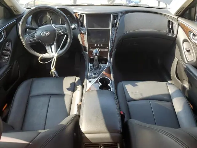 2018 INFINITI Q50 LUXE  