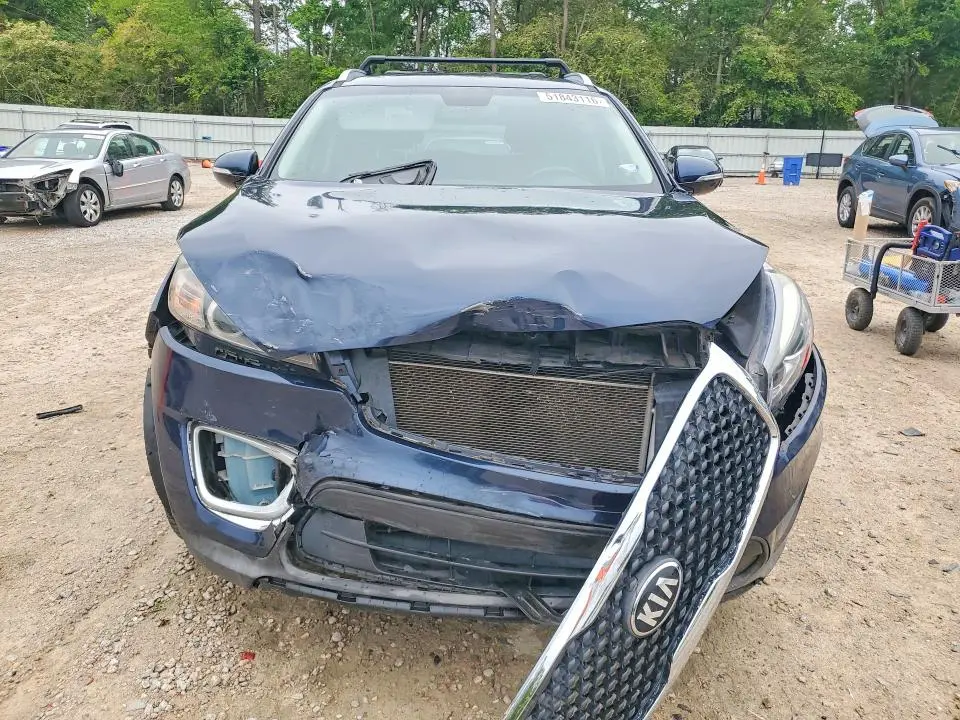 2016 KIA SORENTO LX  