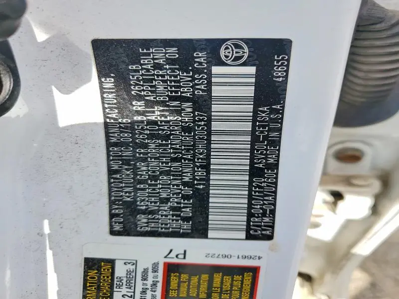 2017 TOYOTA CAMRY SE  