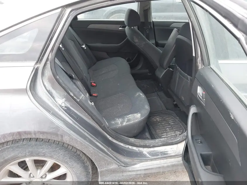 2019 HYUNDAI SONATA SE