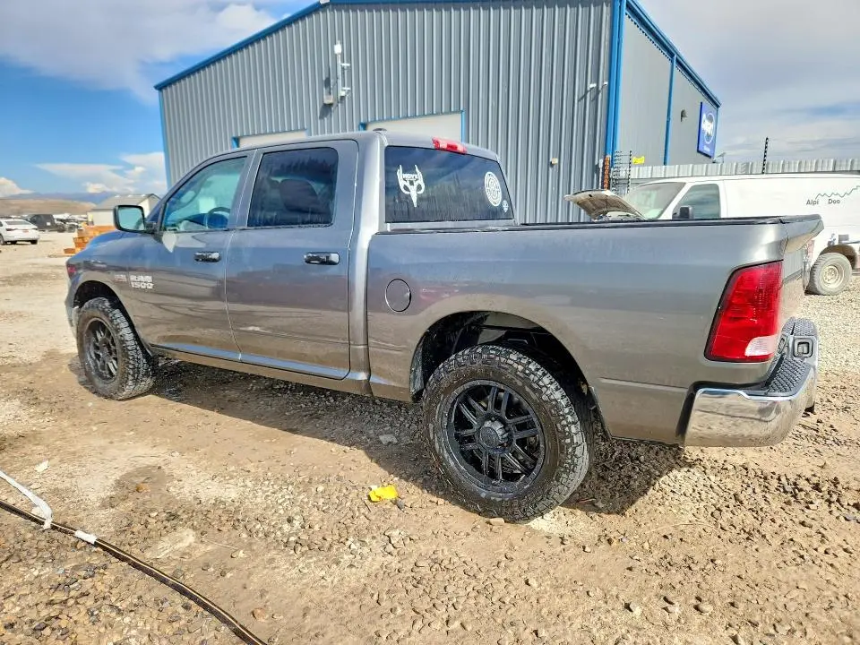 2013 RAM 1500 ST  
