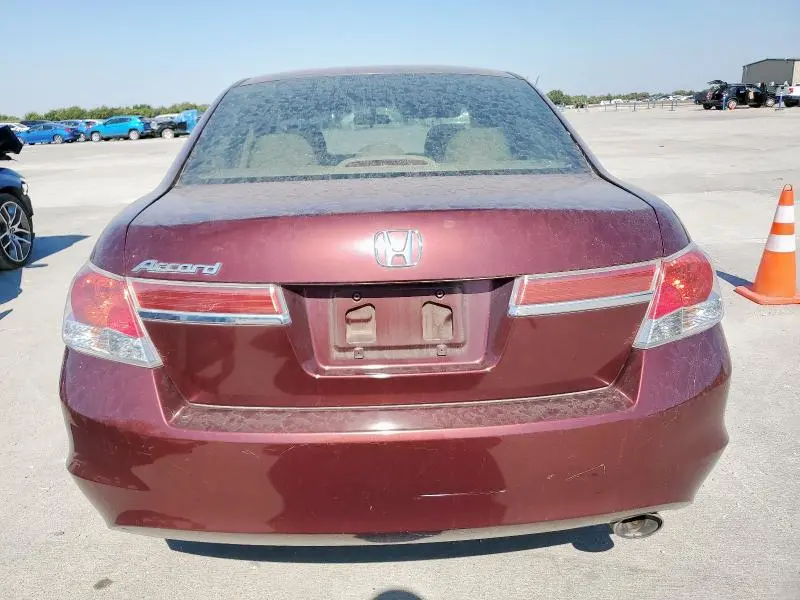 2012 HONDA ACCORD LX  