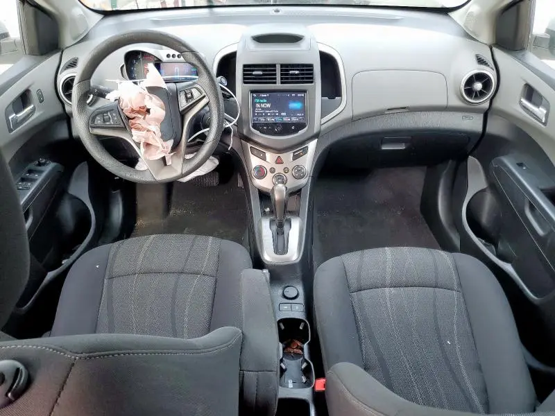 2016 CHEVROLET SONIC LT  