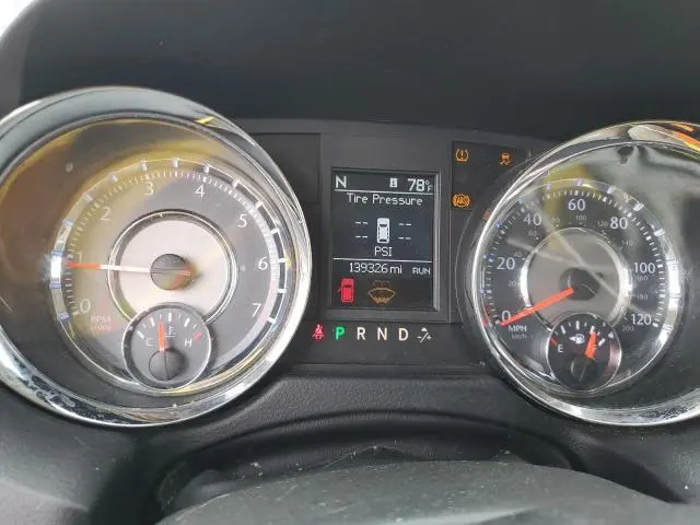 2011 CHRYSLER TOWN & COUNTRY TOURING  