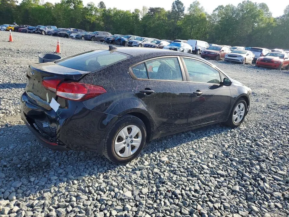 2017 KIA FORTE LX  
