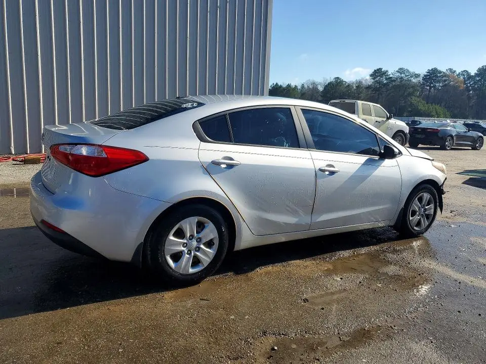 2016 KIA FORTE LX  