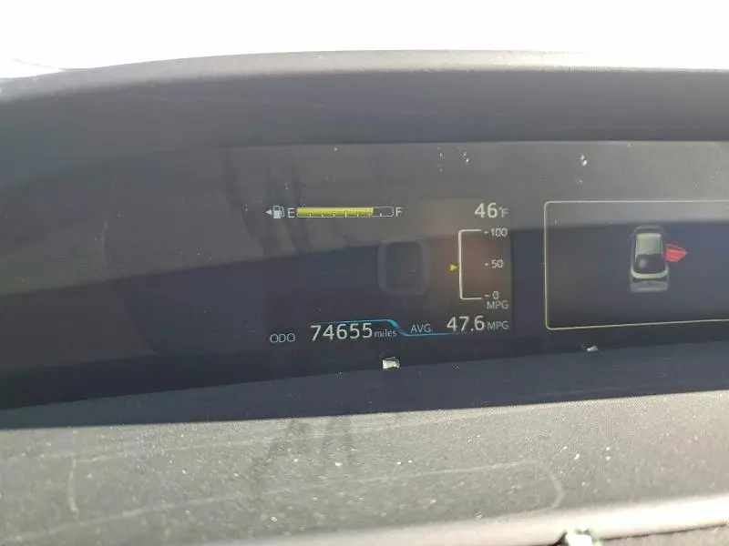 2022 TOYOTA PRIUS LE  