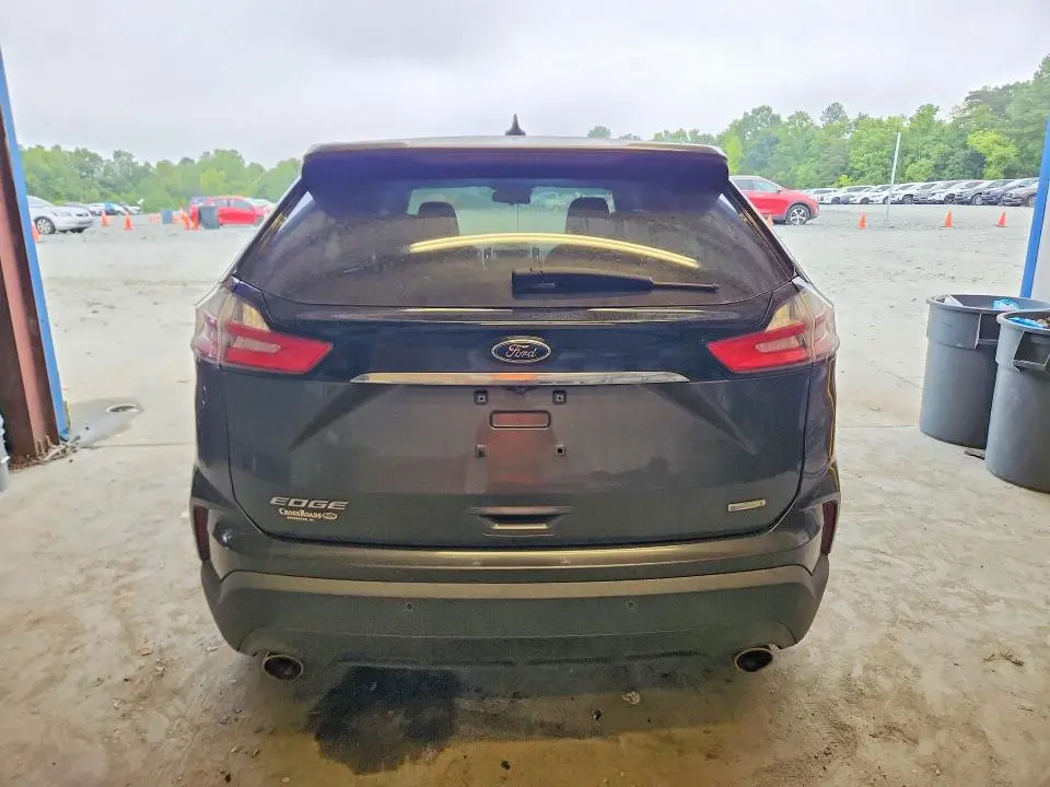 2020 FORD EDGE SE  