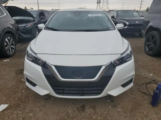 2024 NISSAN VERSA SV  