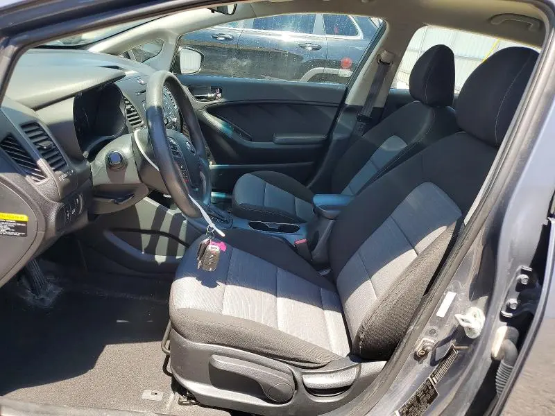 2016 KIA FORTE LX  