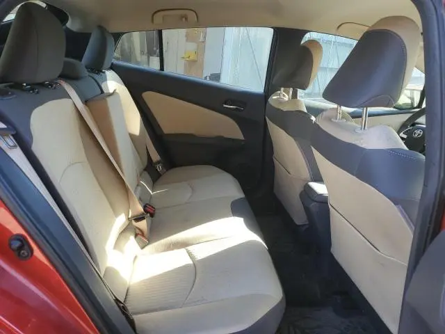 2016 TOYOTA PRIUS   