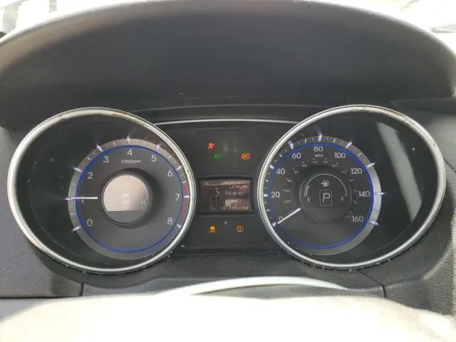 2012 HYUNDAI SONATA SE