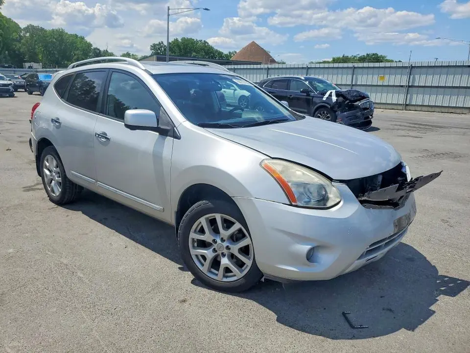 2012 NISSAN ROGUE S  
