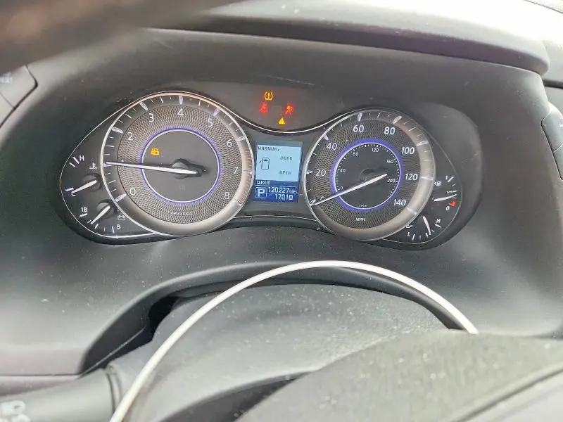 2015 INFINITI QX80 BASE  