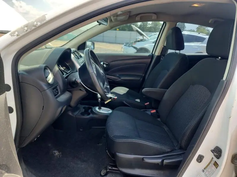 2018 NISSAN VERSA SV  