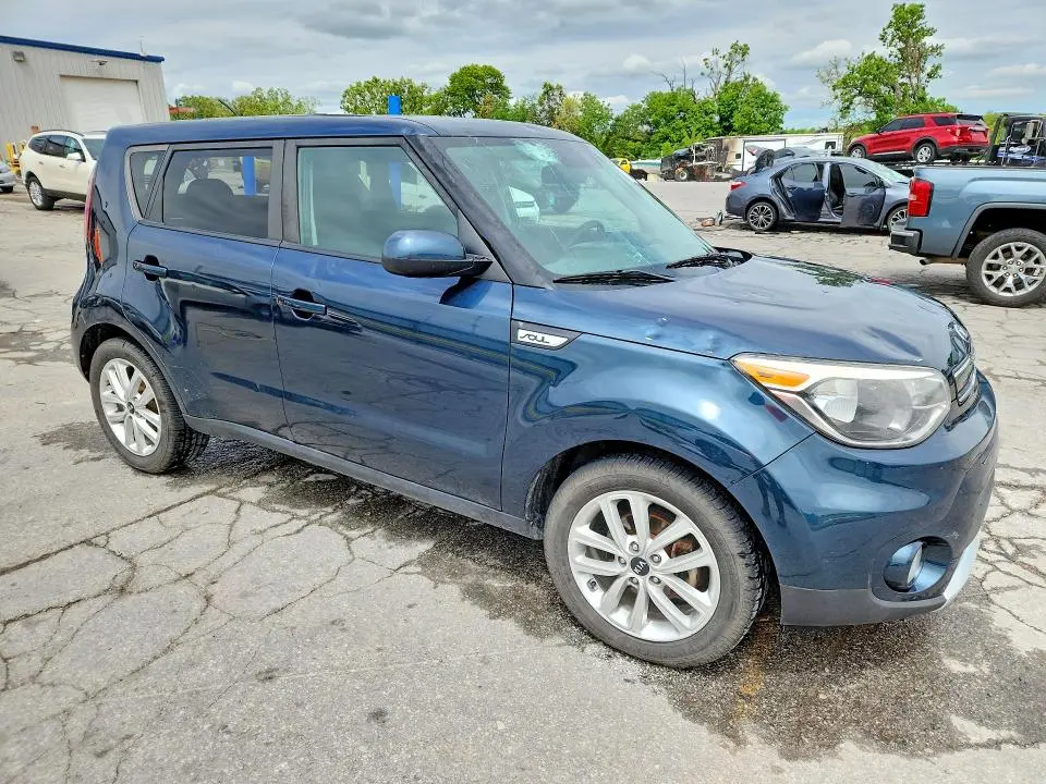 2017 KIA SOUL +  