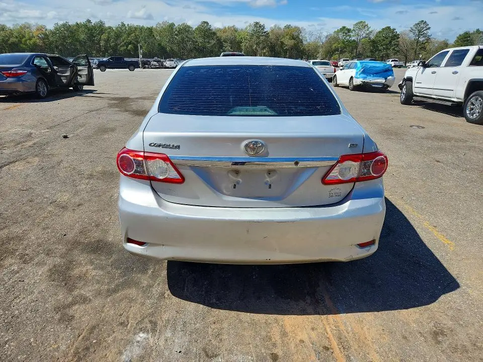 2013 TOYOTA COROLLA LE  