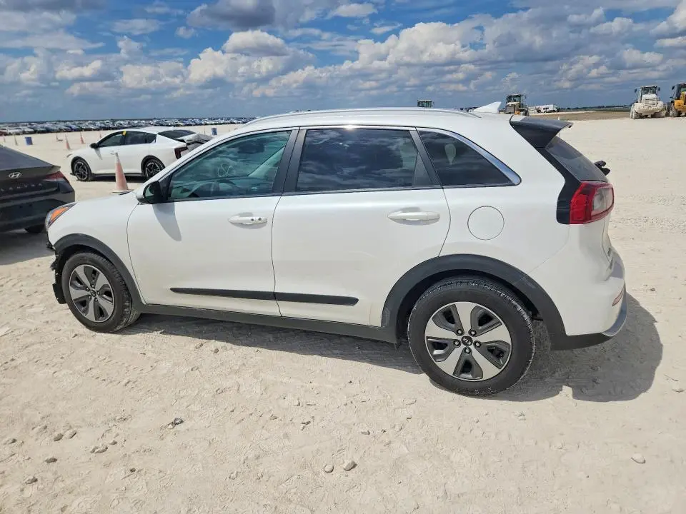 2018 KIA NIRO EX  