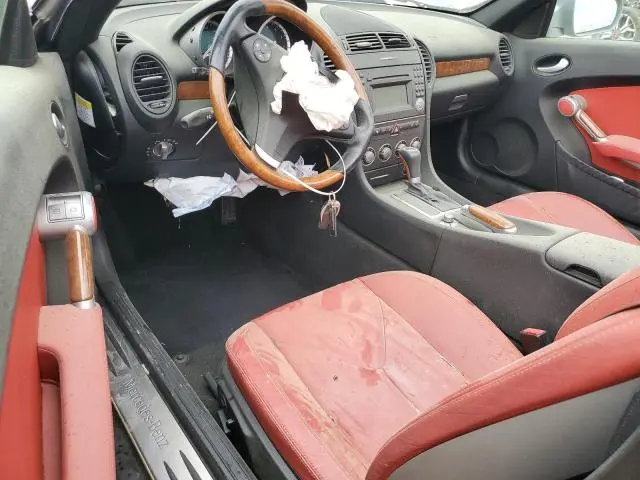 2010 MERCEDES-BENZ SLK 300