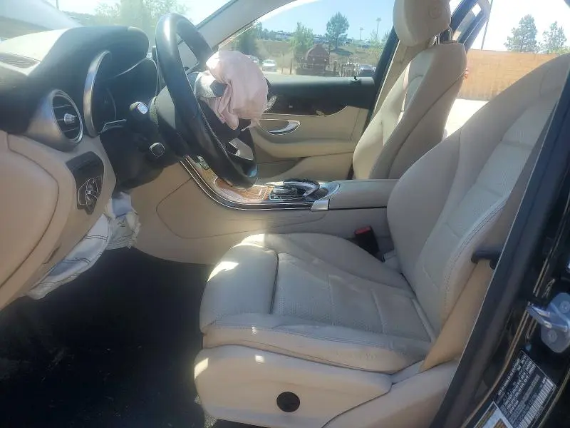 2017 MERCEDES-BENZ GLC 300  