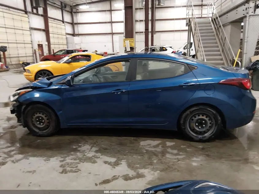 2016 HYUNDAI ELANTRA SE