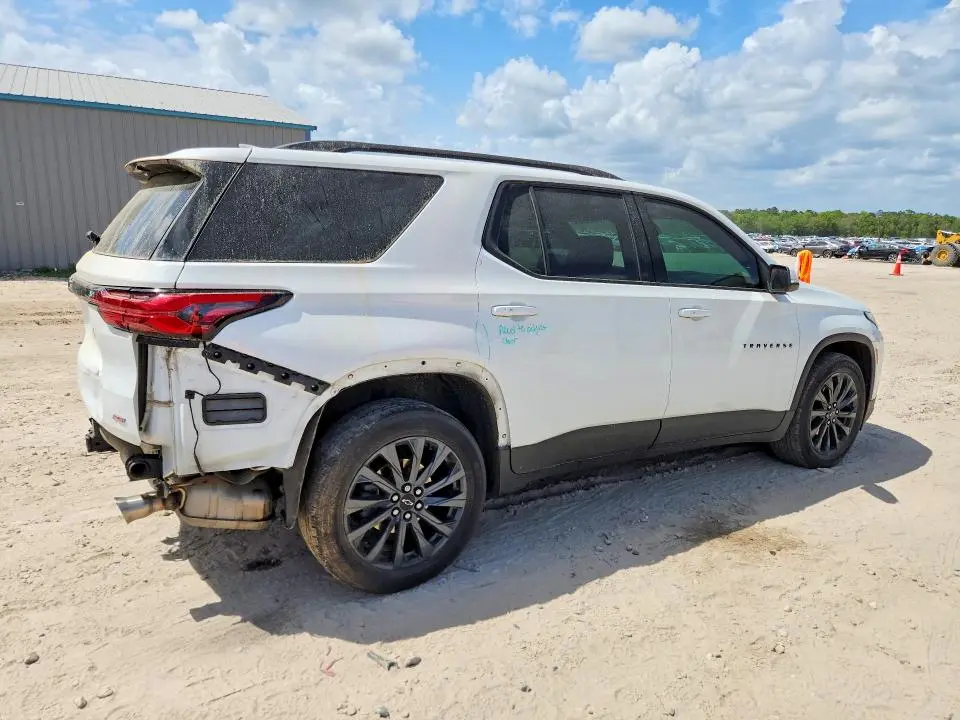 2022 CHEVROLET TRAVERSE RS  