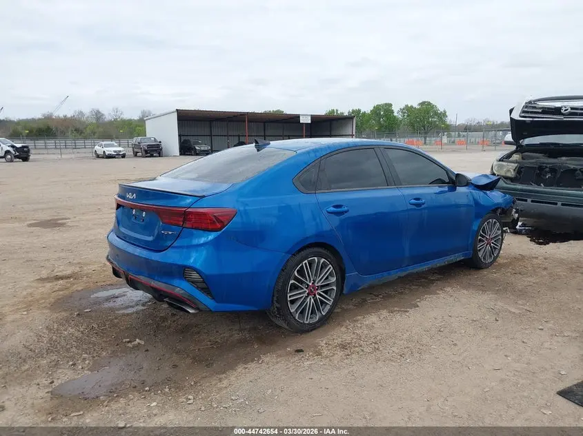 2023 KIA FORTE GT