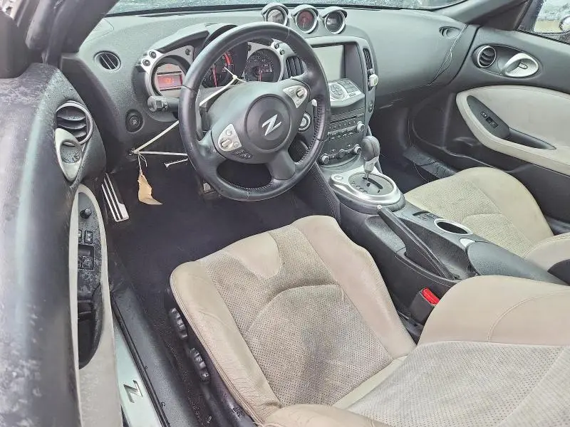 2010 NISSAN 370Z BASE  