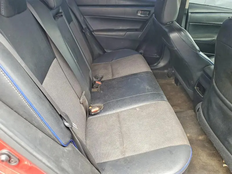 2017 TOYOTA COROLLA SE  