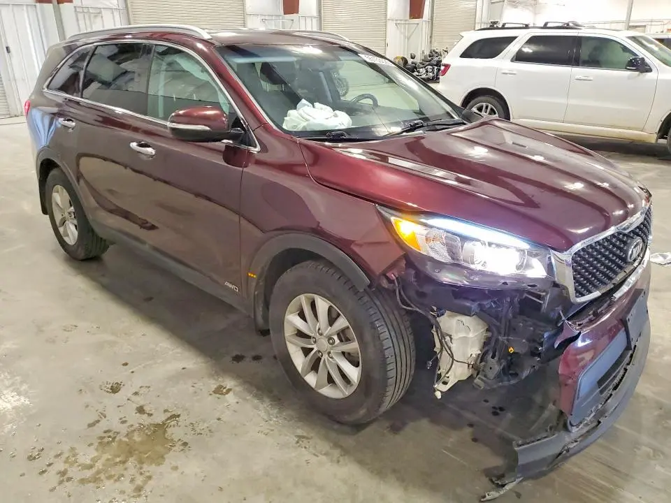 2016 KIA SORENTO LX  