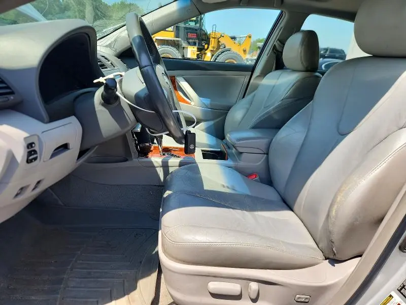 2011 TOYOTA CAMRY HYBRID  