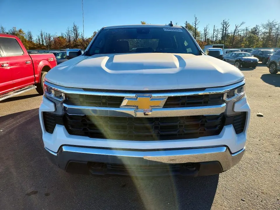 2023 CHEVROLET SILVERADO K1500 LT  