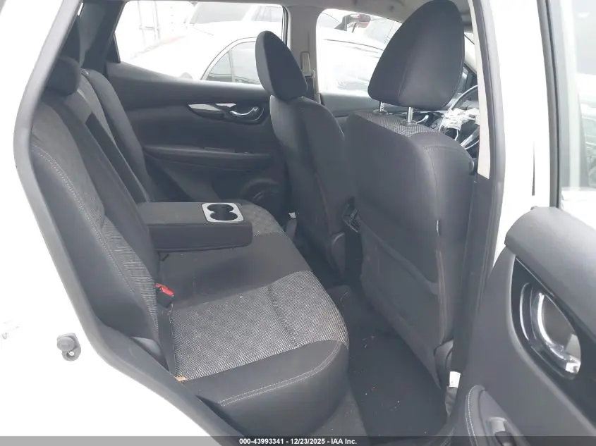 2017 NISSAN ROGUE SPORT SV