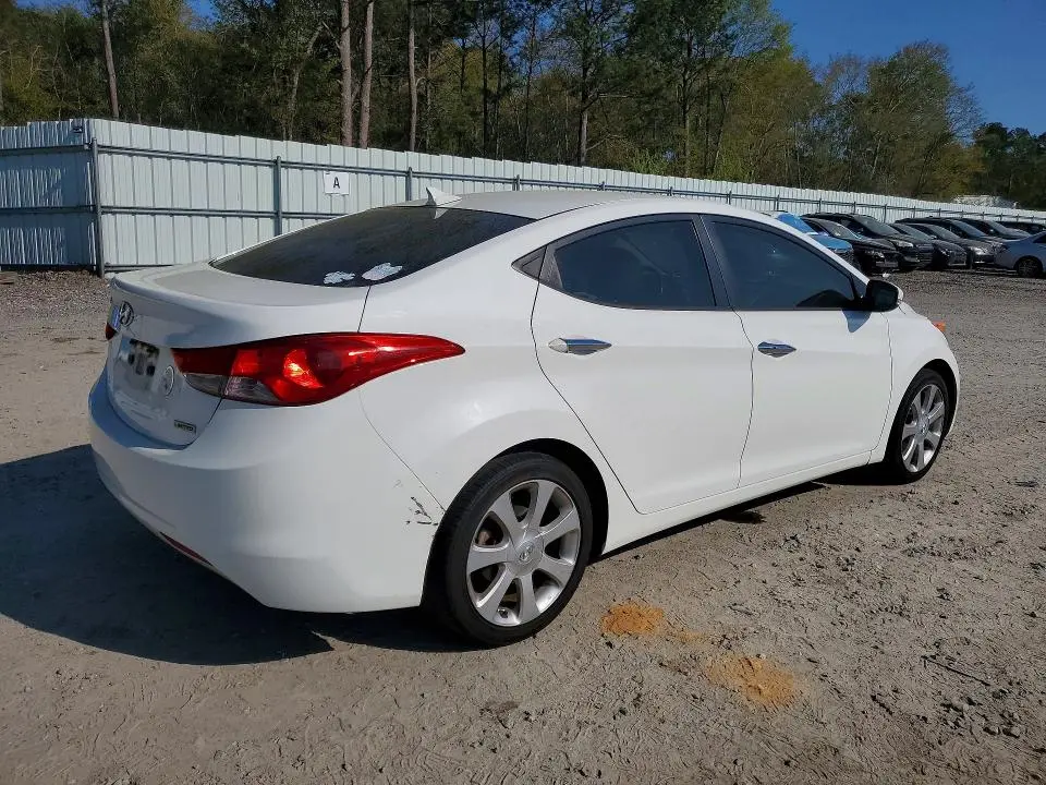 2013 HYUNDAI ELANTRA LIMITED  