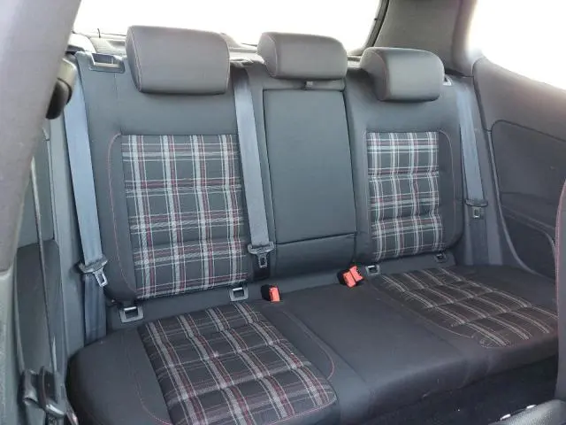 2010 VOLKSWAGEN GTI   