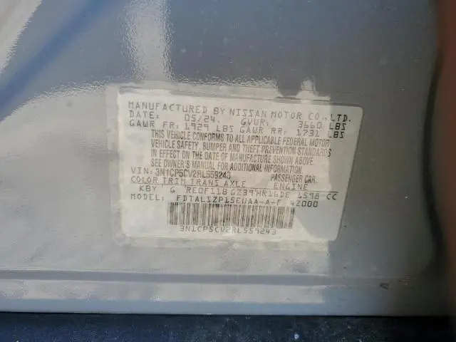 2024 NISSAN KICKS SV  