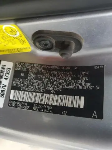 2012 TOYOTA SIENNA LE