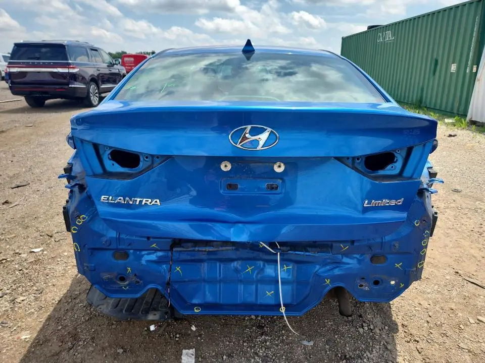 2017 HYUNDAI ELANTRA LIMITED  