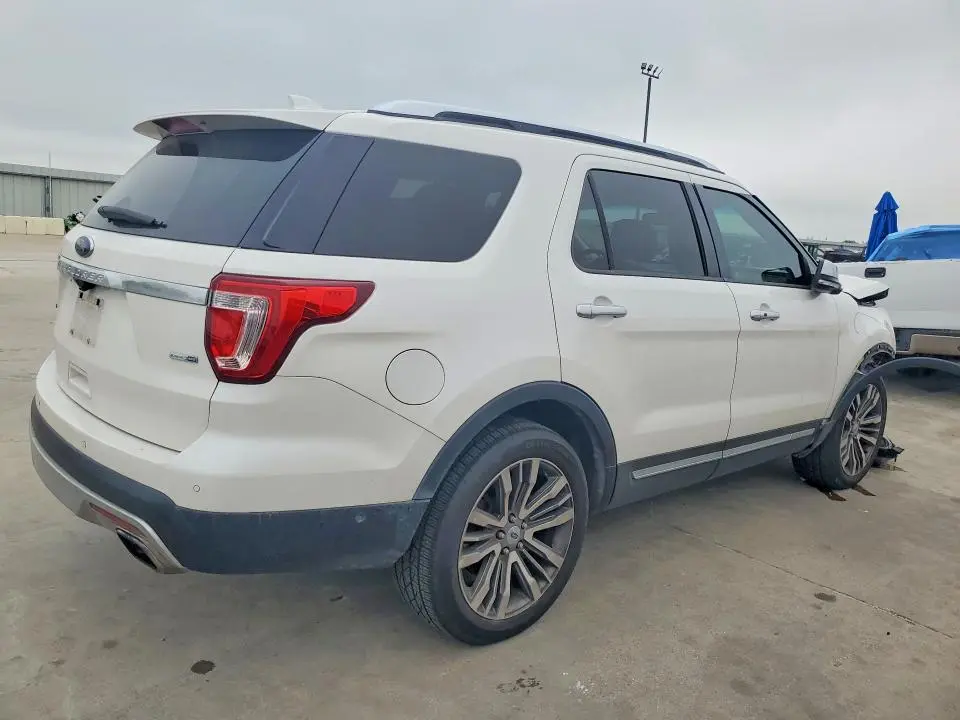 2016 FORD EXPLORER PLATINUM  