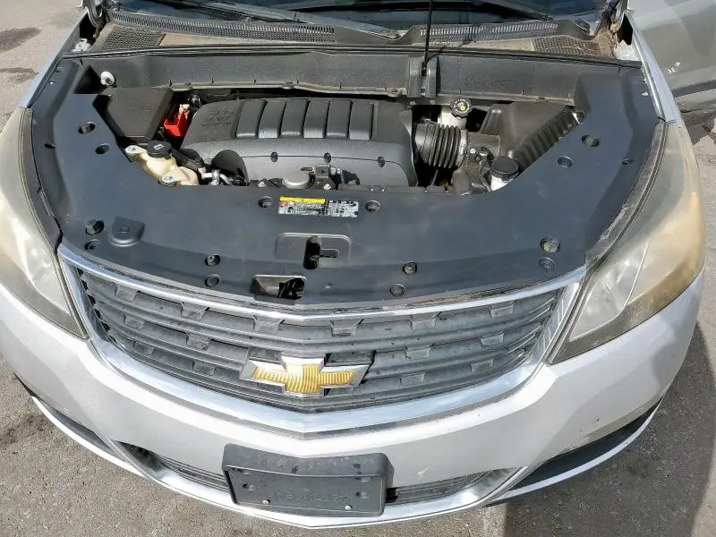 2016 CHEVROLET TRAVERSE LS  