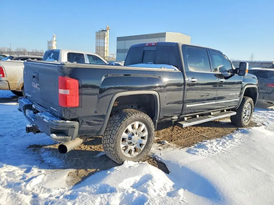 2015 GMC SIERRA K2500 DENALI  