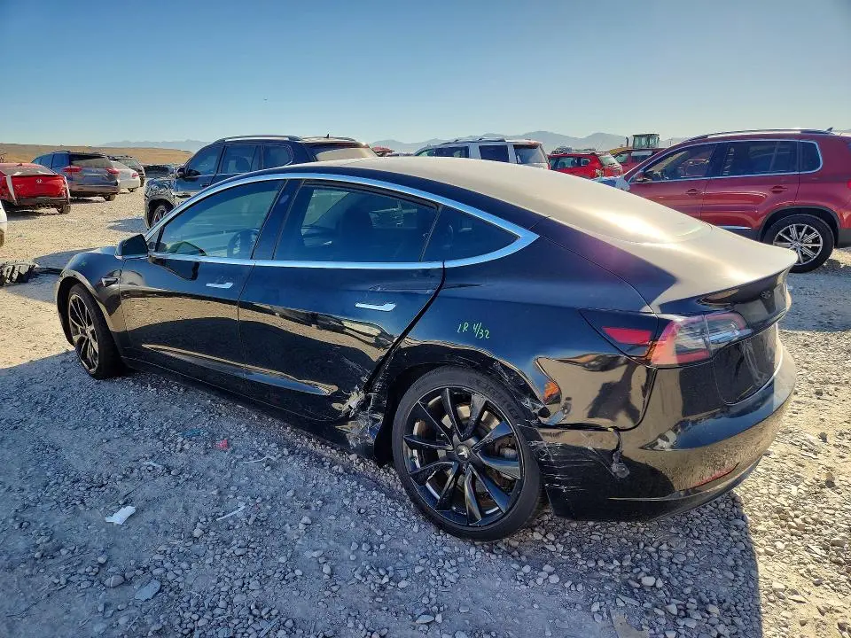 2018 TESLA MODEL 3   