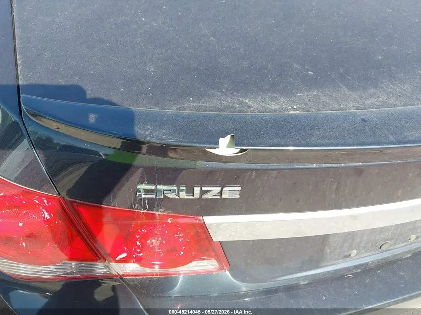 2014 CHEVROLET CRUZE 1LT AUTO