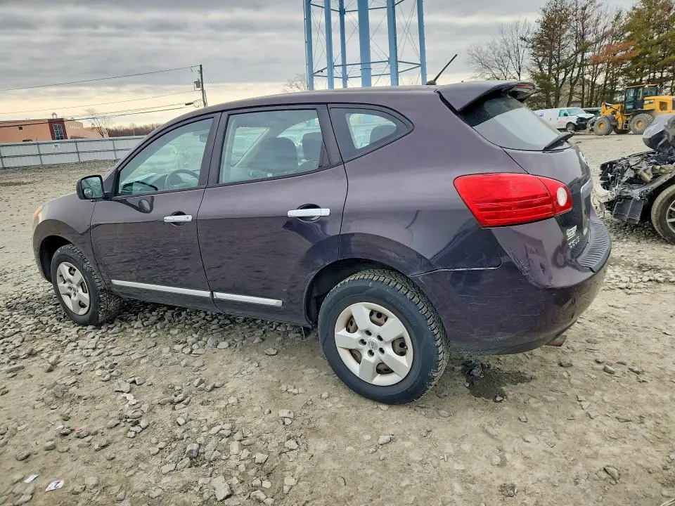 2013 NISSAN ROGUE S  