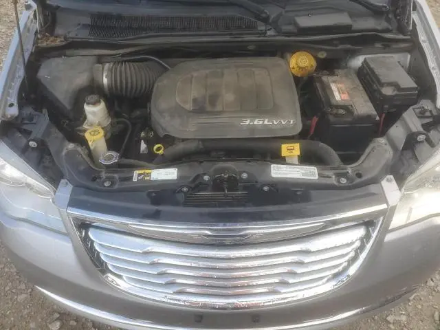 2016 CHRYSLER TOWN & COUNTRY TOURING  