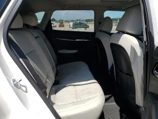 2023 KIA SELTOS EX  
