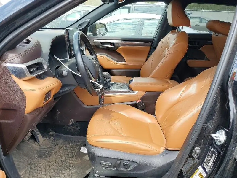 2020 TOYOTA HIGHLANDER HYBRID PLATINUM  